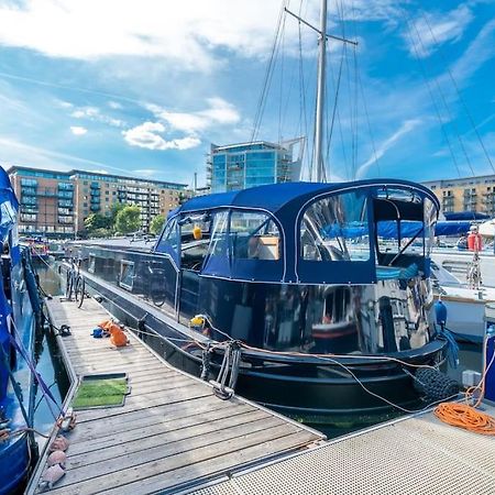 Luxurious Houseboat Near Canary Wharf In London Eksteriør bilde